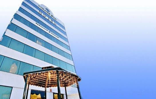 미라지 스위트 호텔 - 패밀리 온리 쿠웨이트 외부 사진